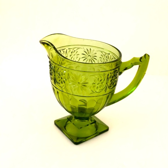 Indiana Glass Other - Vintage Indiana Glass Company Daisy Pattern Green Glass Footed Creamer dish